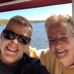 Meet your Posher, Evie